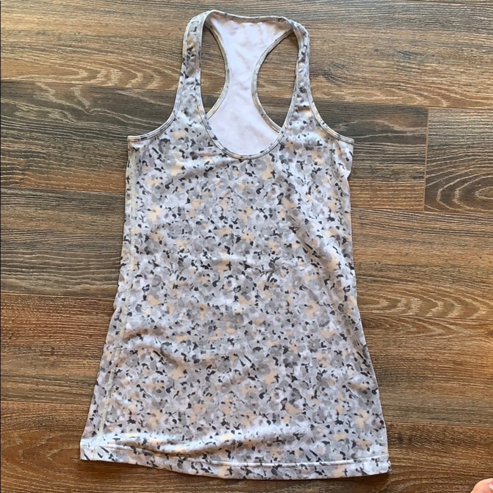 Lululemon stretch tank